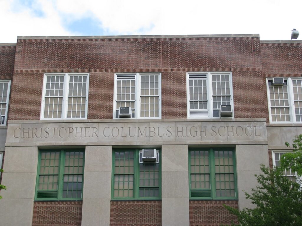 40011193323 f269620a74 h